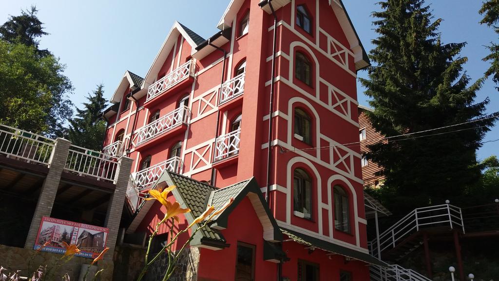 Hotel Kalyna Vorokhta Ngoại thất bức ảnh