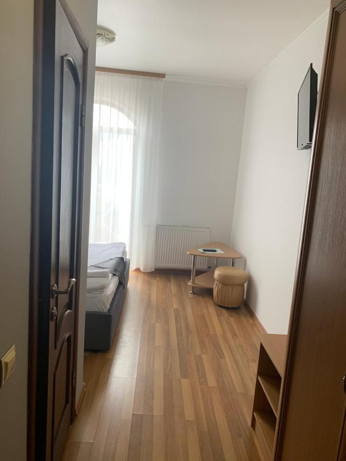Hotel Kalyna Vorokhta Ngoại thất bức ảnh
