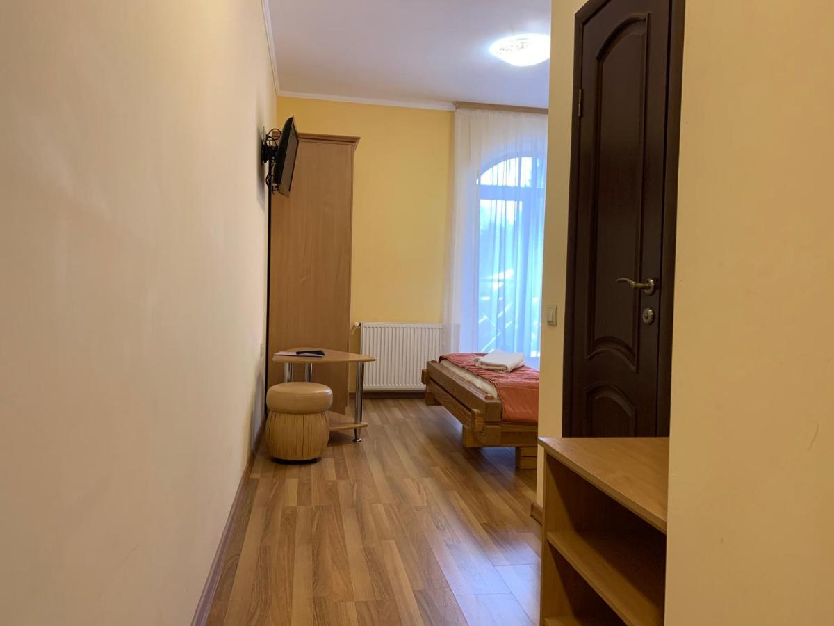 Hotel Kalyna Vorokhta Ngoại thất bức ảnh
