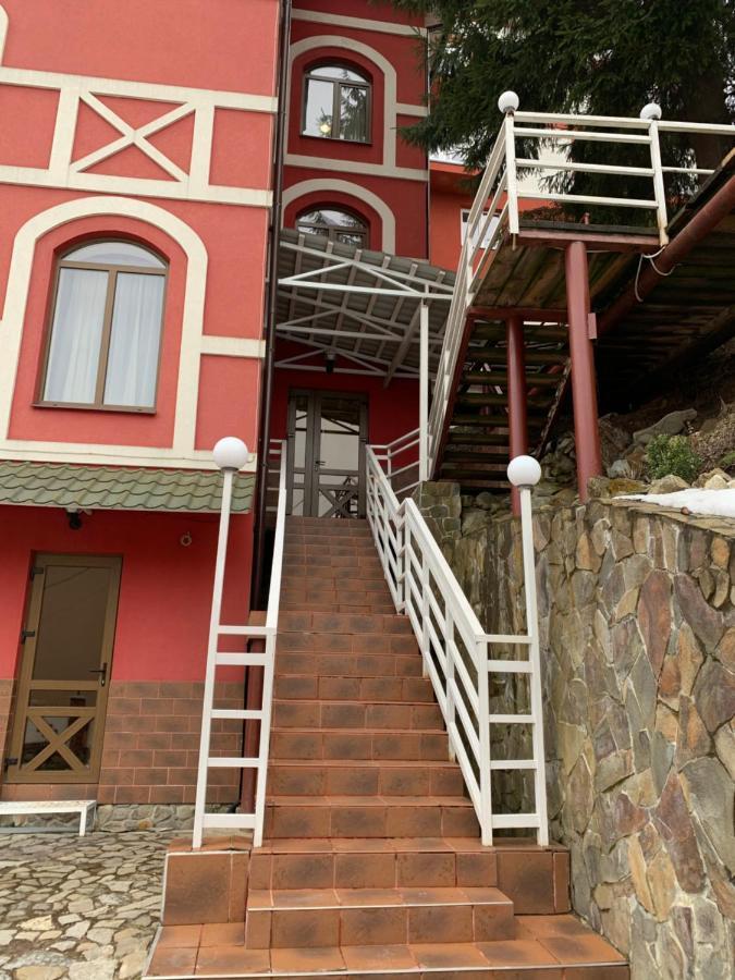 Hotel Kalyna Vorokhta Ngoại thất bức ảnh