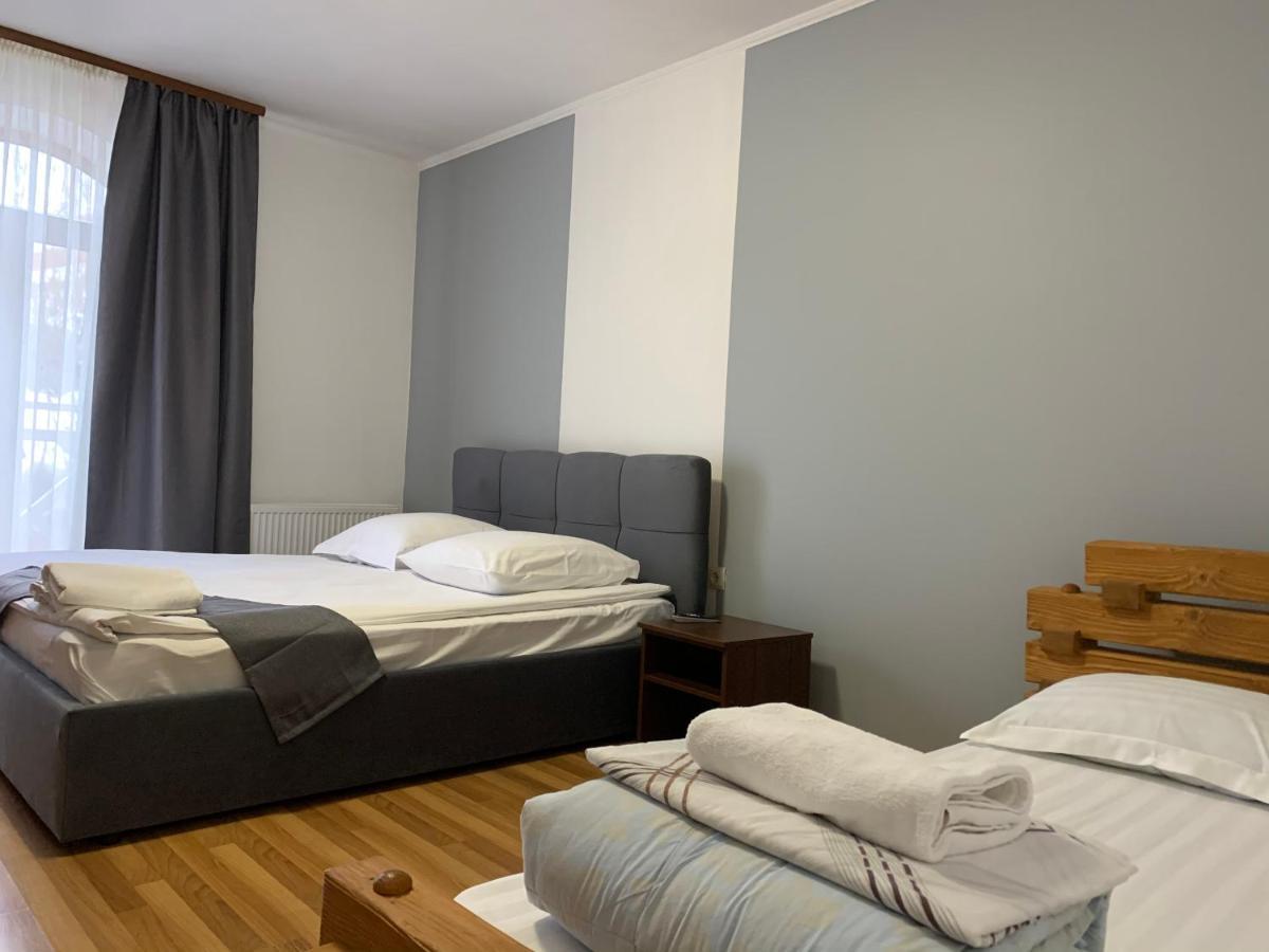 Hotel Kalyna Vorokhta Ngoại thất bức ảnh