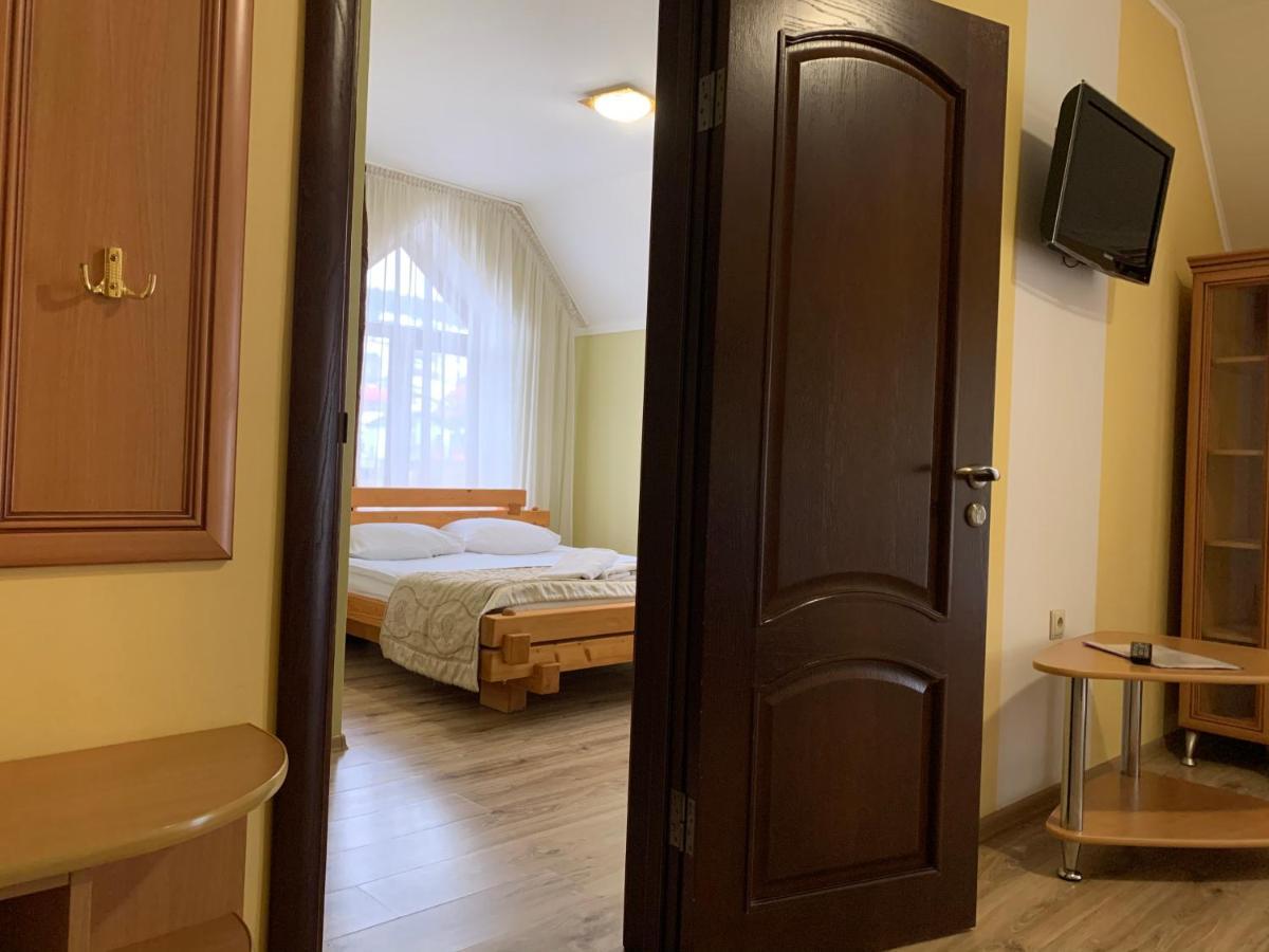 Hotel Kalyna Vorokhta Ngoại thất bức ảnh